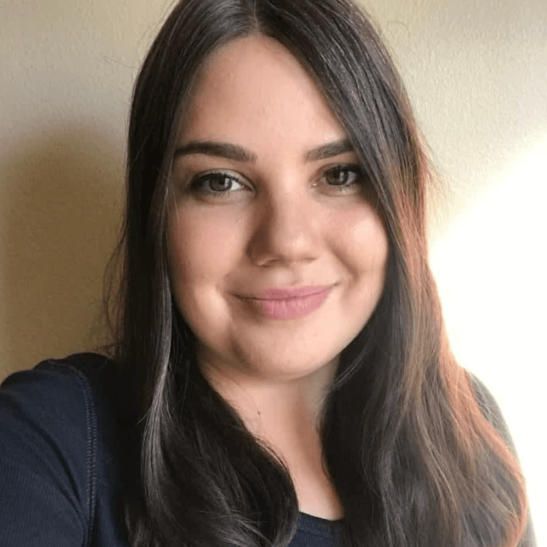 Diana Zaremba headshot