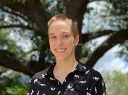 Victoria Hudgeons headshot